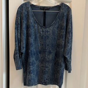 White House Black Market Navy Patterned Long Sleeve Top
